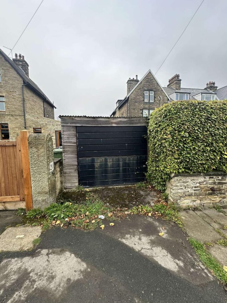 Garage demolition Bedfordshire